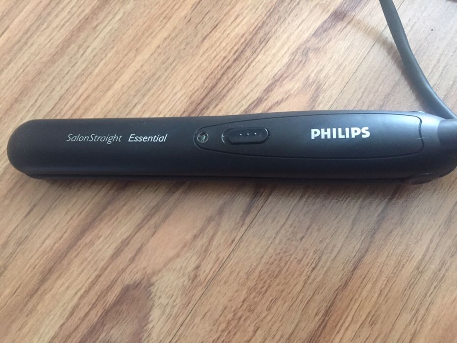 Преса за изправяне PHILIPS Essential