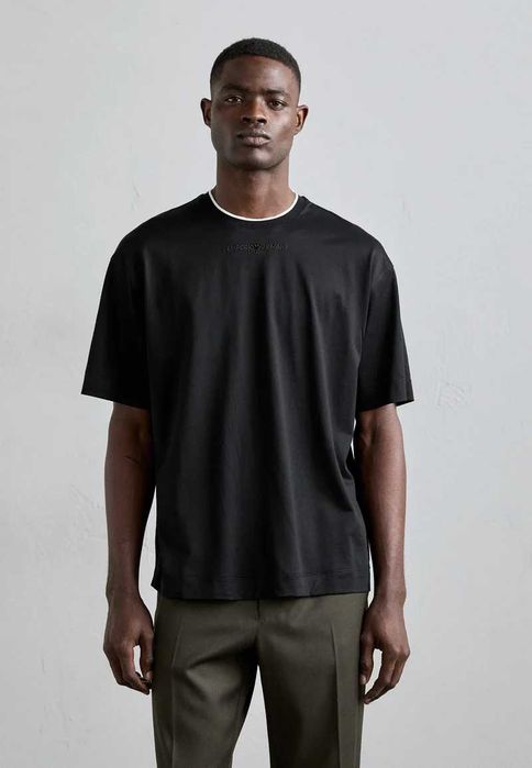 Оригинална тениска Emporio Armani, черна, размери: M, L и XL
