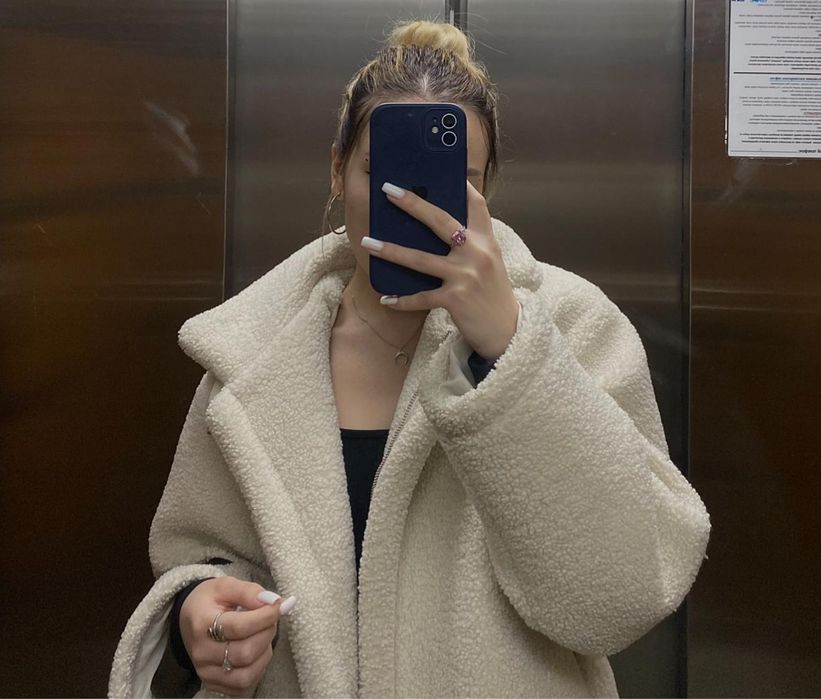 все по 5.000, вещи ношены 1-2 раза