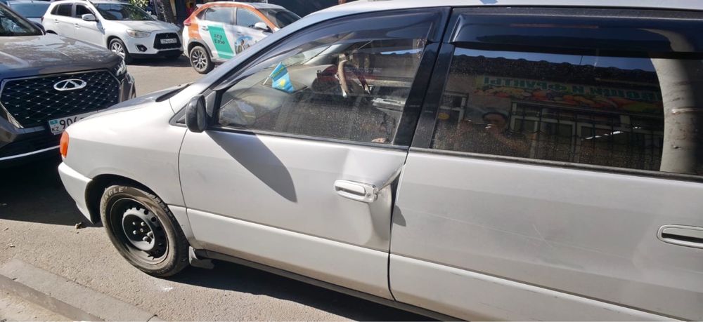 Toytota Ipsum продается