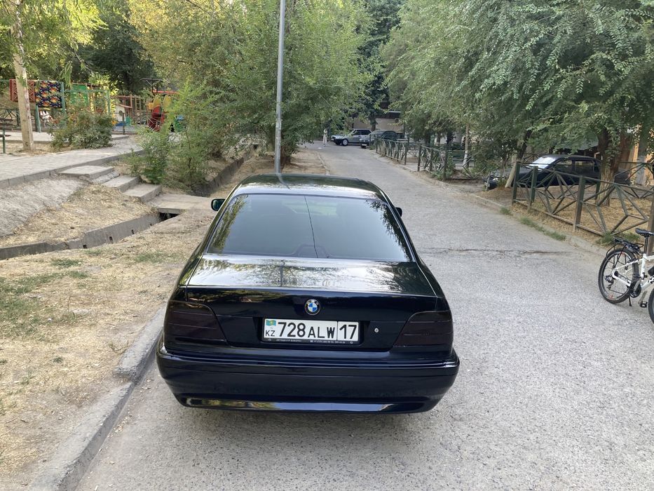 Продам бмв 728 бумер