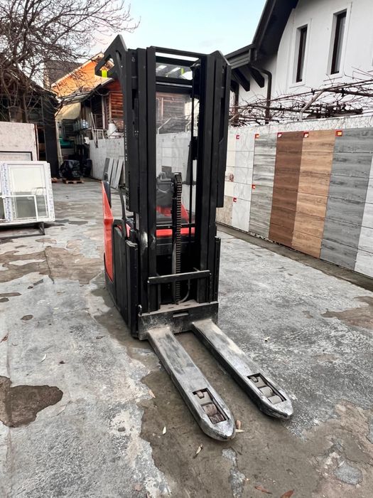 Liza electrica cu catarg Toyota/ schimb cu autoturism