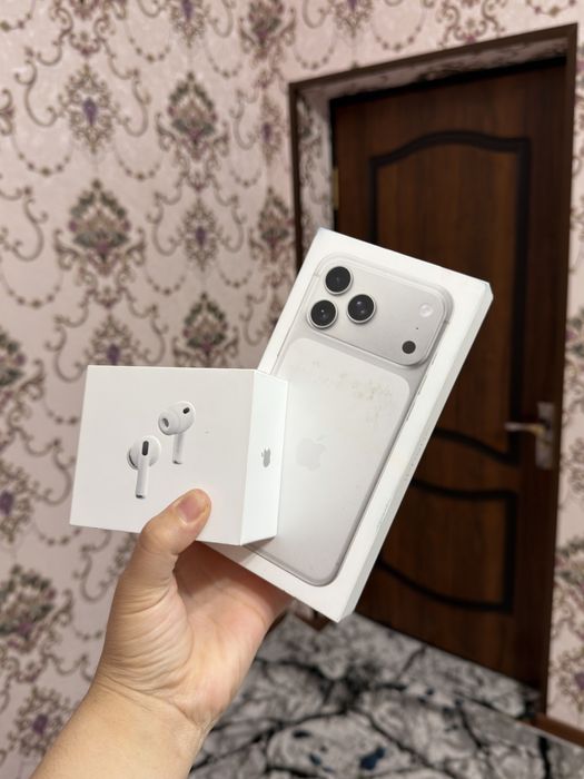 Телефон iPhone 17 Pro мах