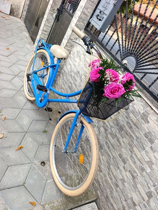 Vând bicicleta dama roti 26
