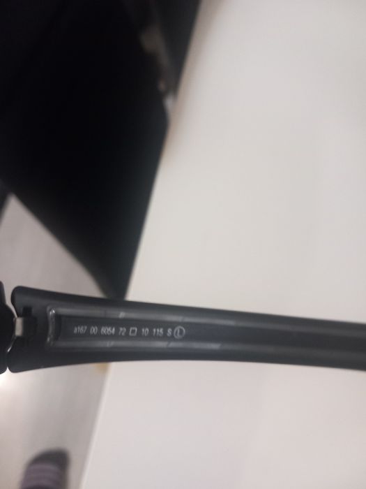 Bună vând ochelari adidas folosiți dar an stare buna