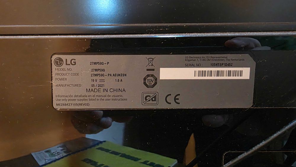 Продавам настолни компютри HP Z400 – отлично състояние!