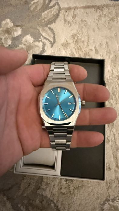 Продам часи D1 Milano оригинал механический sotiladi