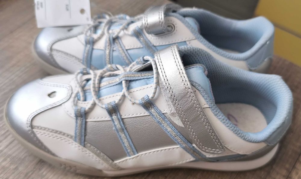 Маратонки CLARKS
