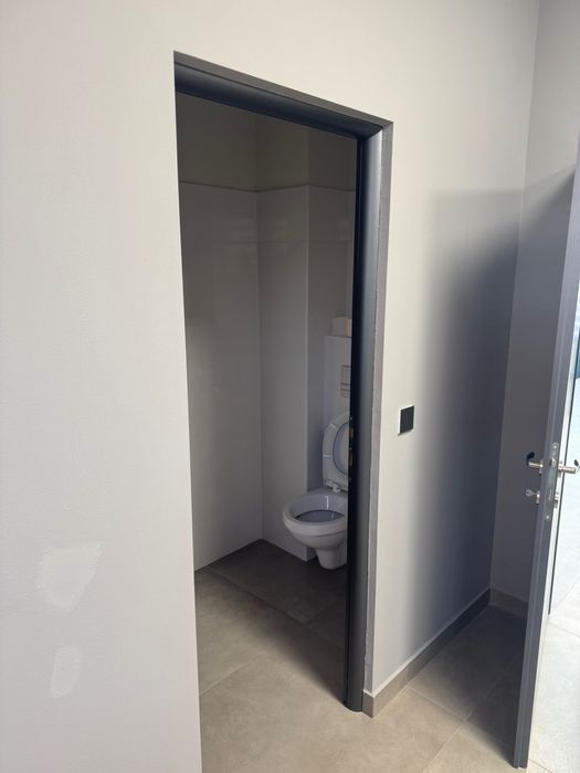Spațiu comercial PREMIUM 55mp, renovat complet, parter, acces stradal – ideal birou/cabinet