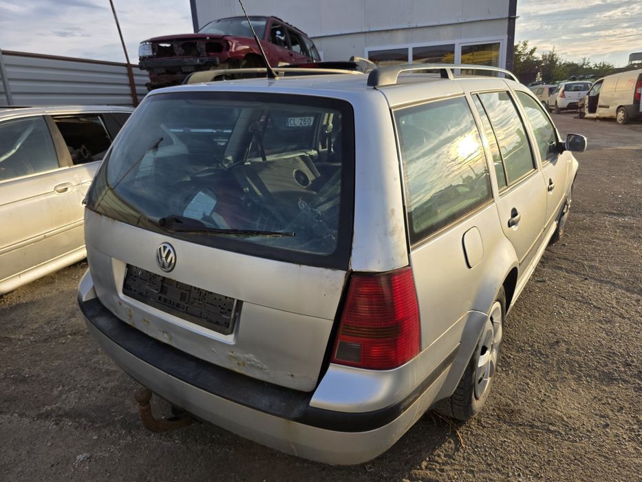 Bara fata Volkswagen Golf 4 1.4i 1.6i 1.9tdi  piese