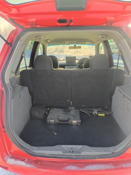 Продам Мазда демио