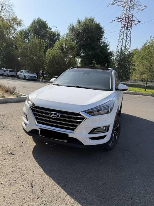 Hyundai Tucson mashina