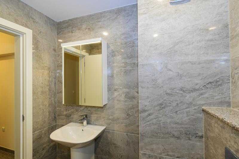 Дава се под наем Тристаен апартамент в Бургас, Лазур - 83 кв.м за 997.05 € - Снимка #9