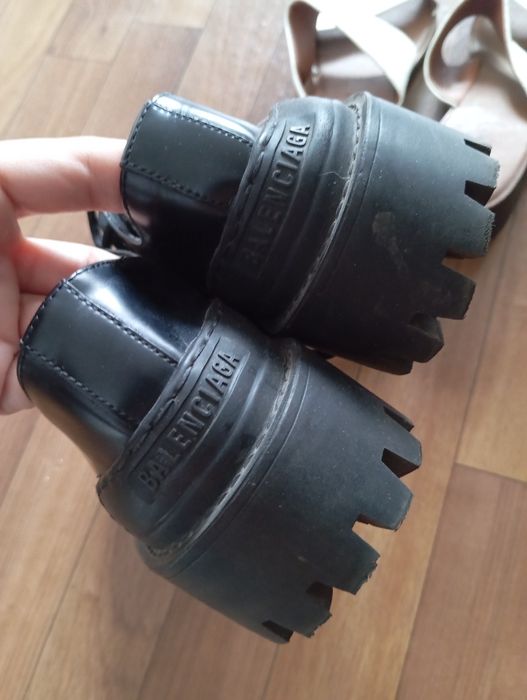 Ботинки продам 39 рз
