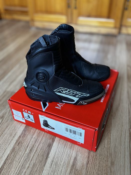 Мото боти RST TracTech Evo III Black Номер 42