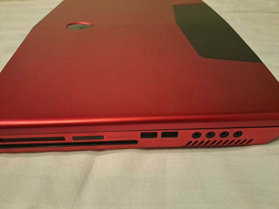 Laptop Alienware M17R2