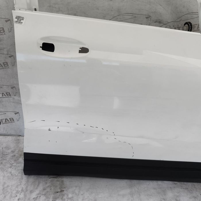 Usa dreapta fata Mercedes GLA W247 H247 an 2019-2020-2021-2022-2023-20