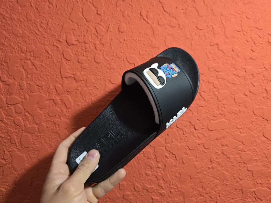 Продавам маркови чехли - Dsqared2, Karl Lagerfeld, Burberry,Balenciaga