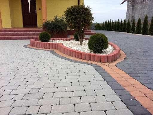 Pavaj/Pavele/Dale/borduri/Garduri Semmelrock,Symmetrica-Alexandria