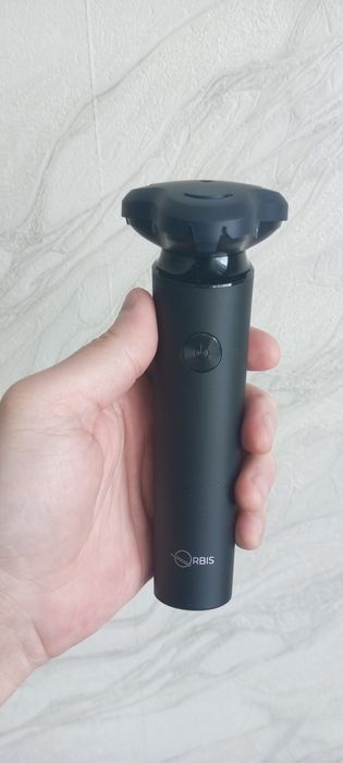 Продам новую- Электро бритву !!!