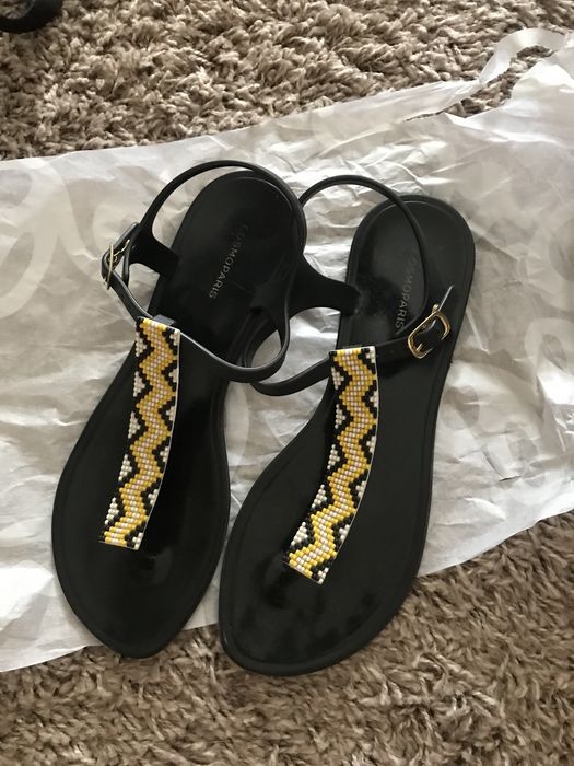 Inuovo, Cosmo Paris чехли и обувки с ток