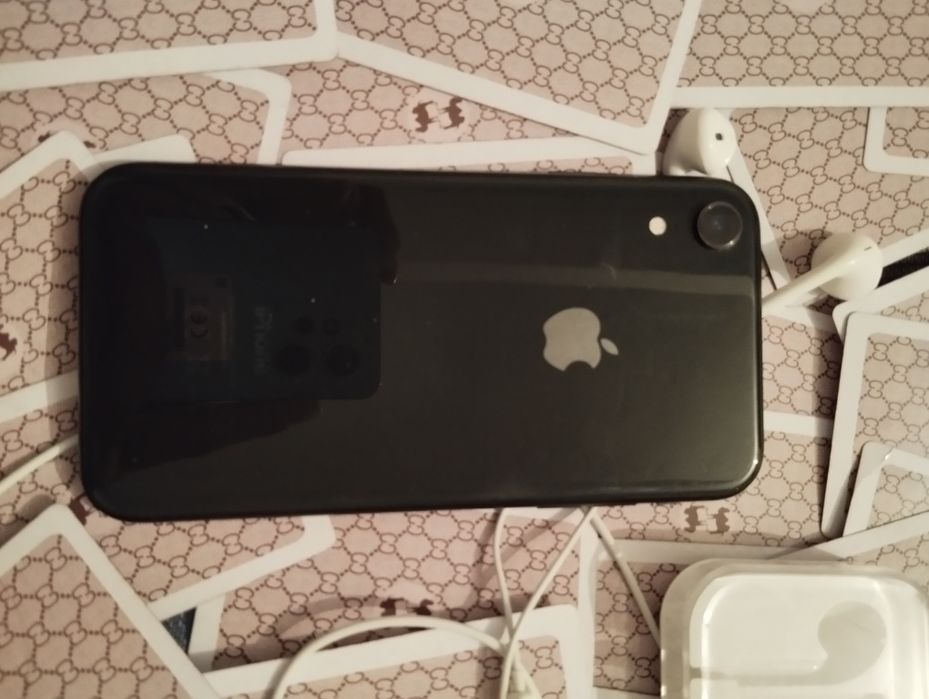 Iphone Xr juda aʼlo tel