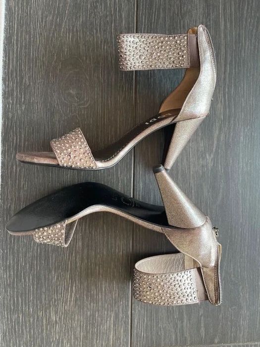 Sandale elegante superbe 38