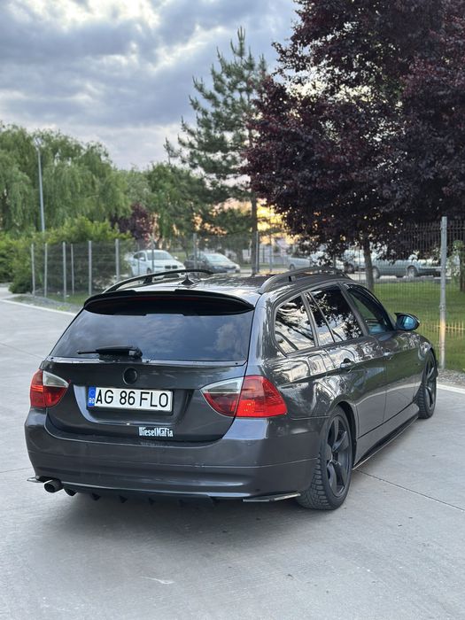 Vând bmw e91 2.0d
