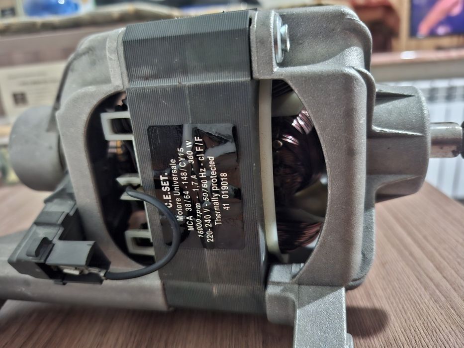 Продам электродвигатель