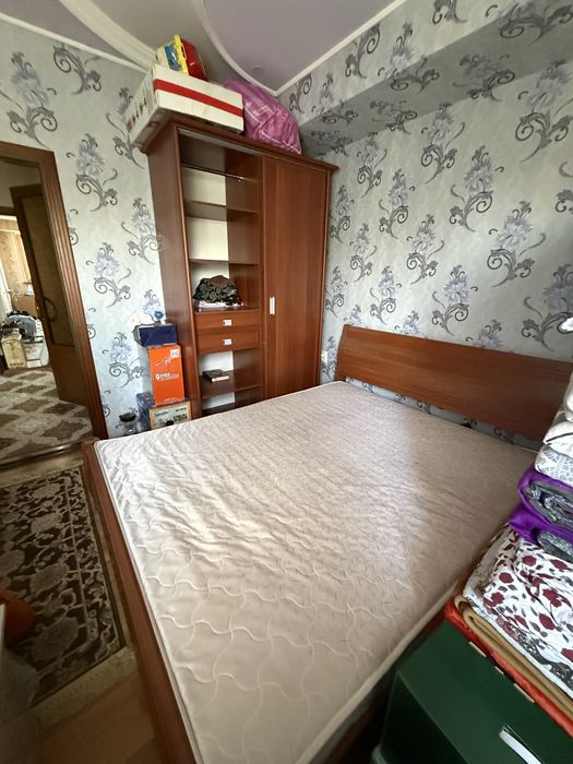 Продаю из дома Б/у мебель