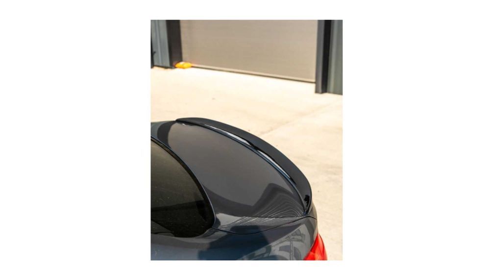 Lip Eleron portbagaj pentru BMW F30 F80 Negru Lucios