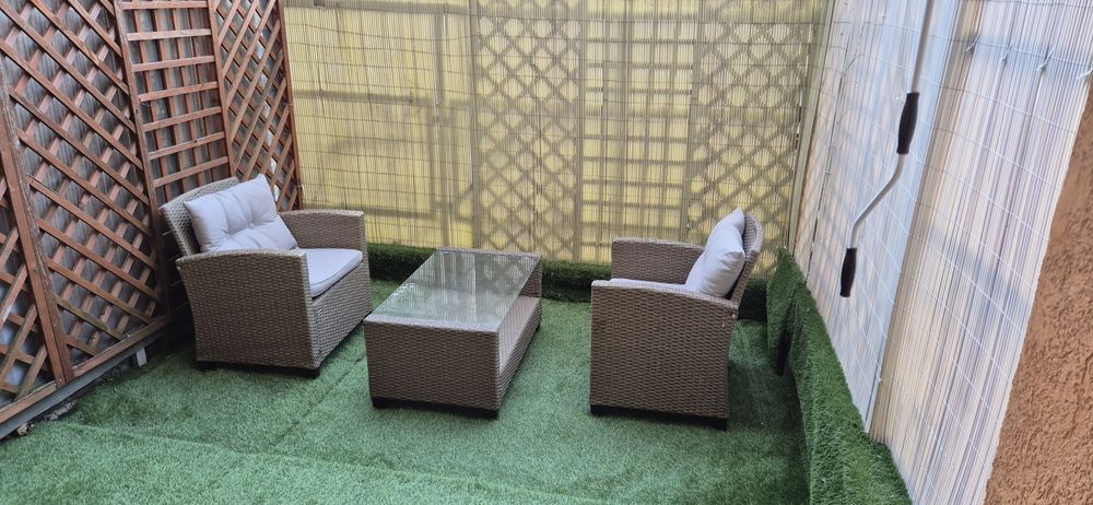 Inchiriez apartament 2 camere Green Park Tatarasi