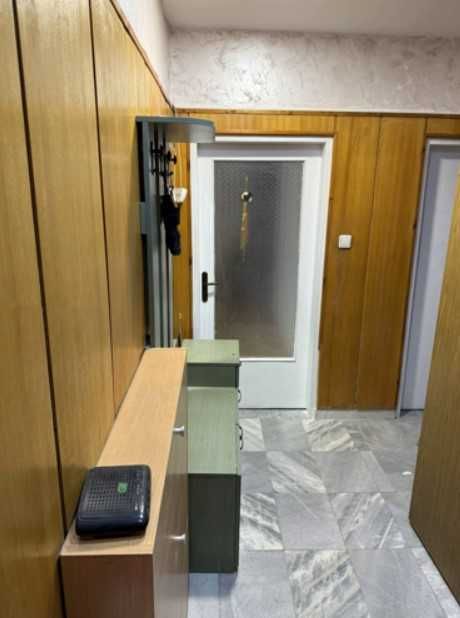 Двустаен апартамент под наем Разсадника