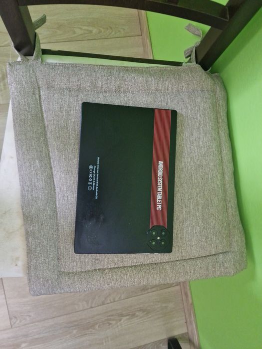 Планшет M10 android зарядка в подарок