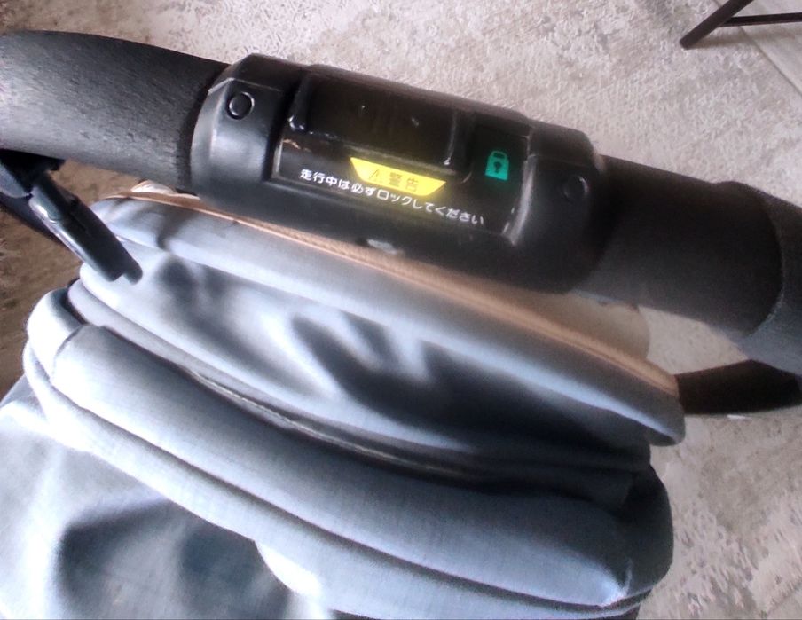 Коляска для детей до трёх лет