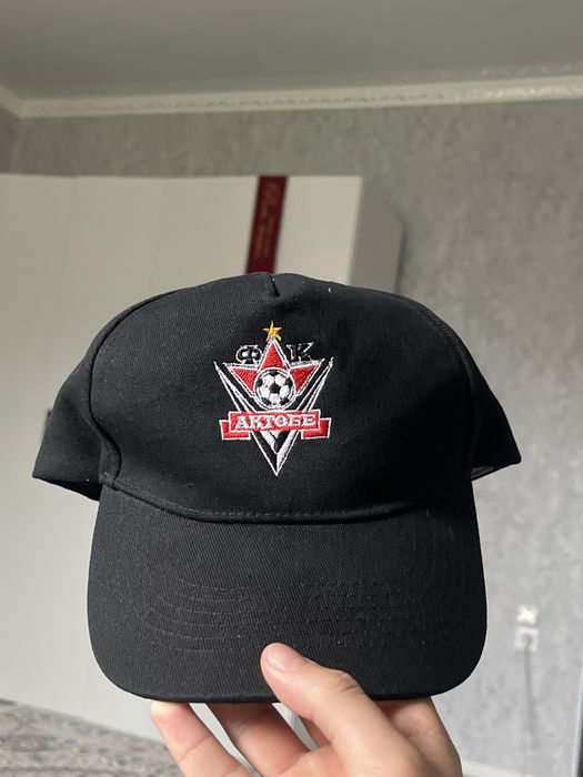 Продаю кепку ФК АКТОБЕ