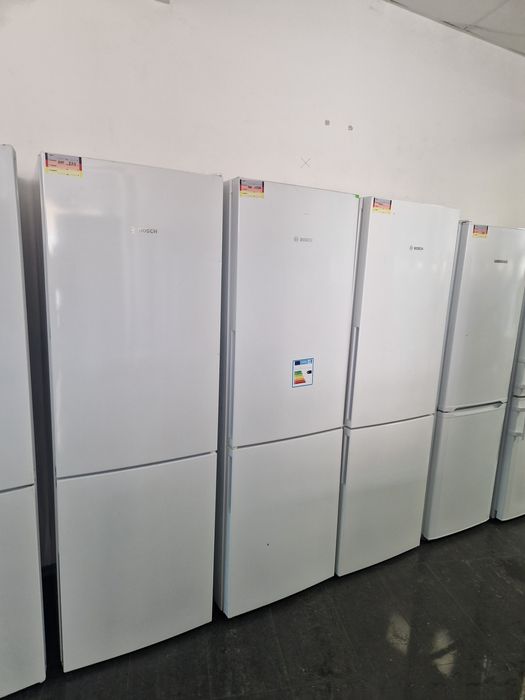 Хладилник с фризер Bosch A++