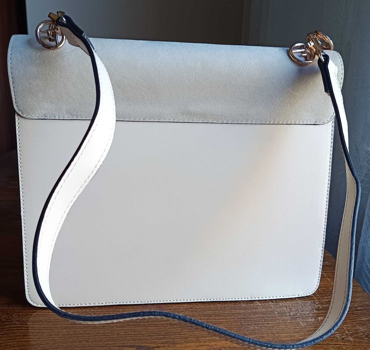 Кремава дамска чанта