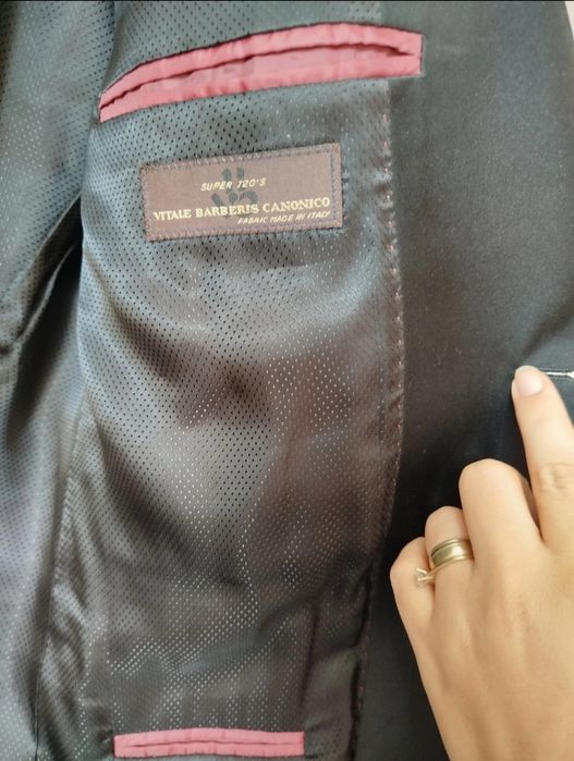 Sacou Gentlemen's Corner