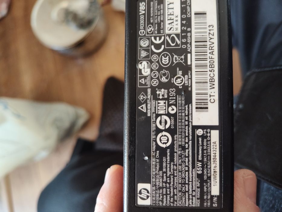 Adaptoare din imagine