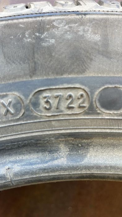 Резина 215/55 R 17