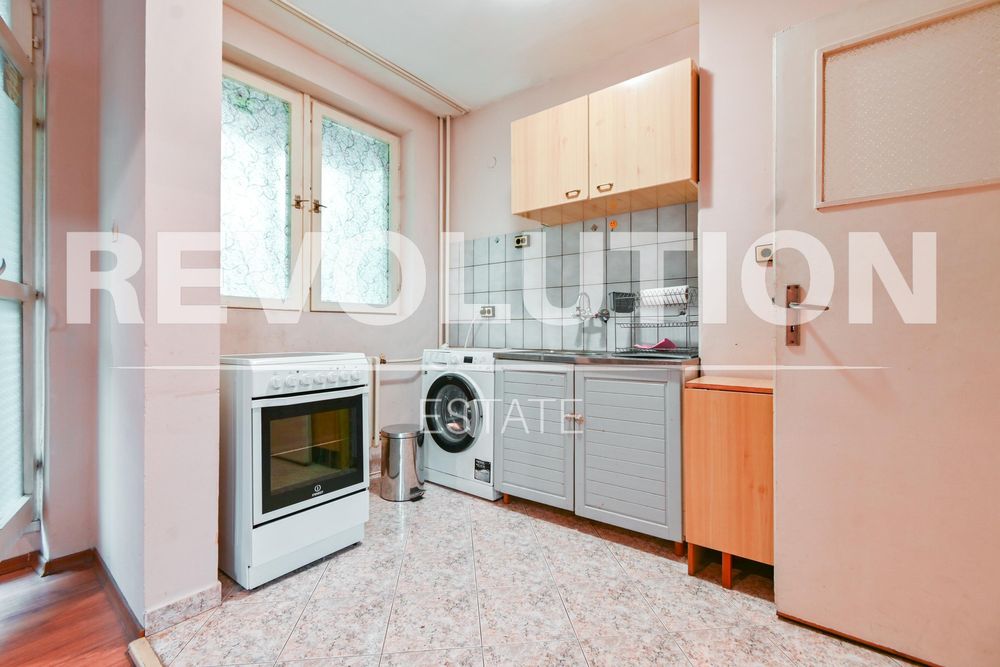 Дава се под наем Тристаен апартамент в София, Медицинска академия - 70 кв.м за 661.98 € - Снимка #4