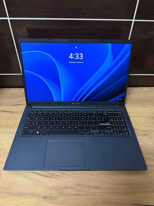 Asus VivoBook X1502Z