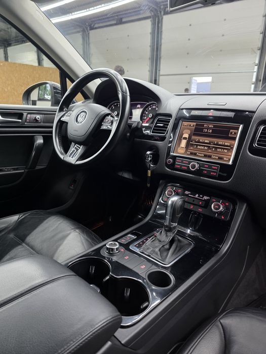 Volkswagen Touareg 3.0tdi V6 Automat 2012