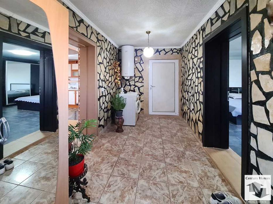 145269 Две къщи в един двор за продажба в гр. Полски Тръмбеш