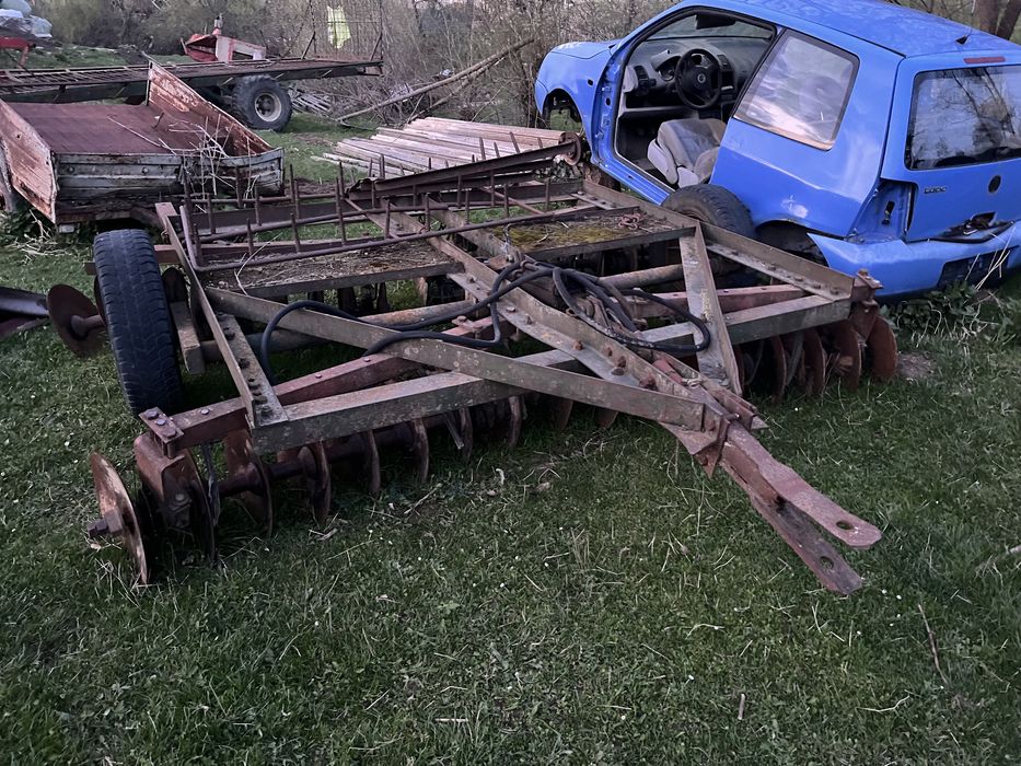 Vand utilaje agrigole