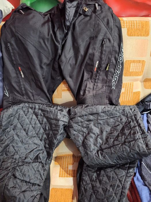 Продам мотоэкипировку