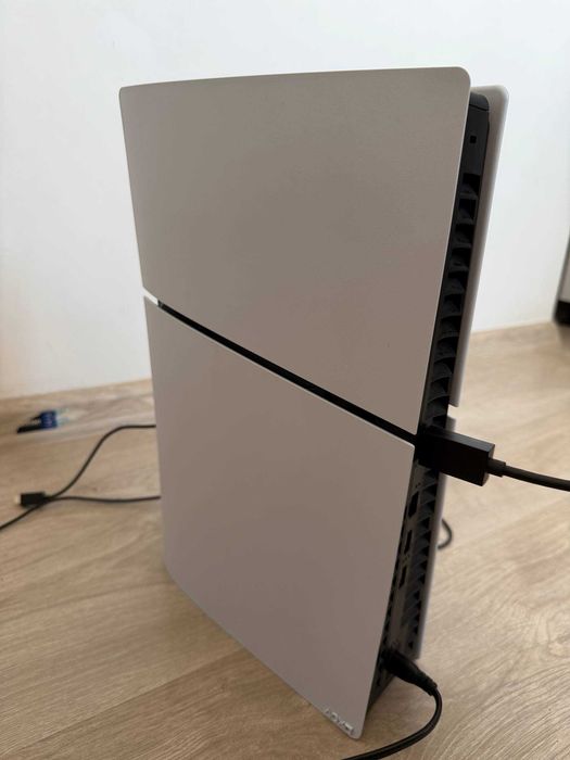 Play Station 5 Digital Edition 825 GB Aproape nou
