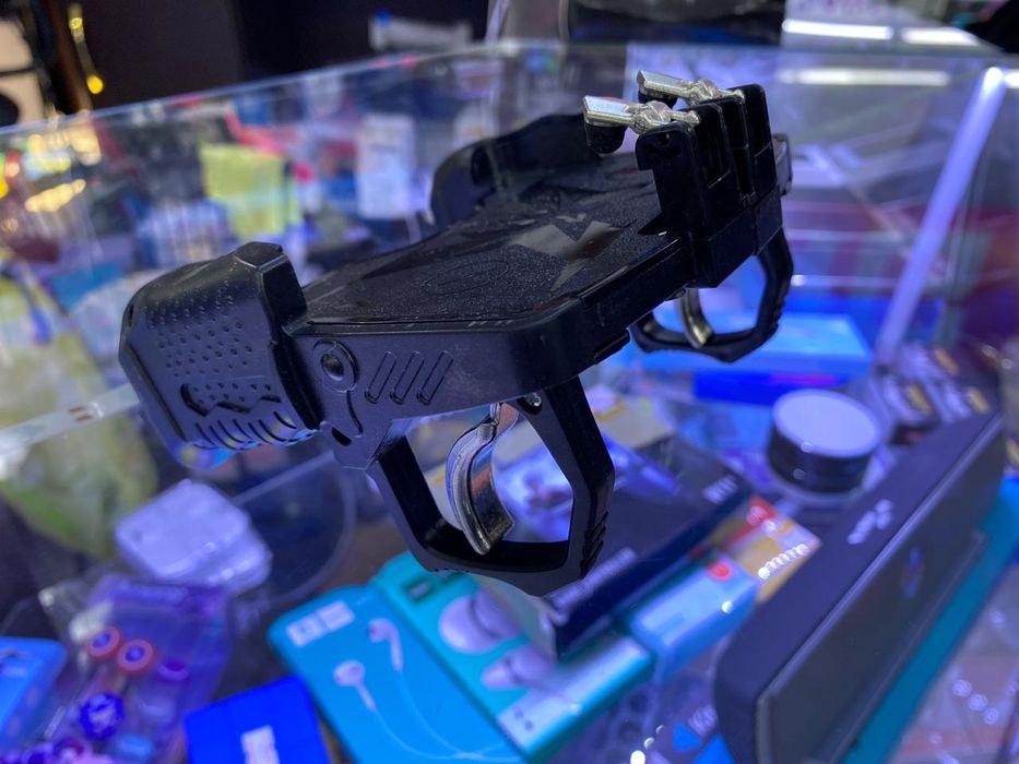 Джойстик и тригеры