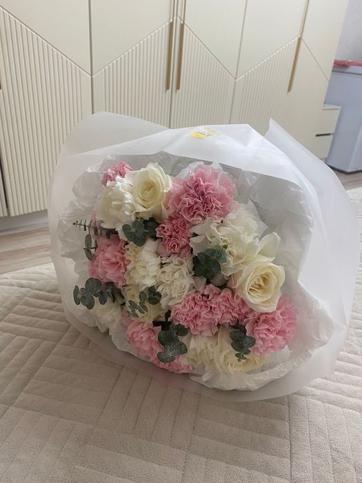 Продам новые свежие цветы букеты